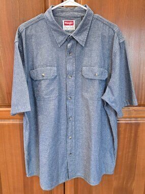 Wratngler Premium Quality short sleeve button down cotton shirt